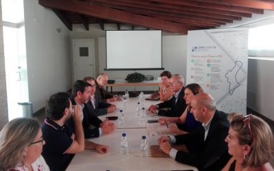 Confecomerç CV mantiene una reunión con la portavoz popular en el ayuntamiento para analizar el impacto de la subida de impuestos para el sector del comercio