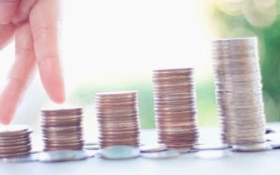 El Gobierno aprueba subir el SMI hasta los 1.221 euros mensuales sin tributación