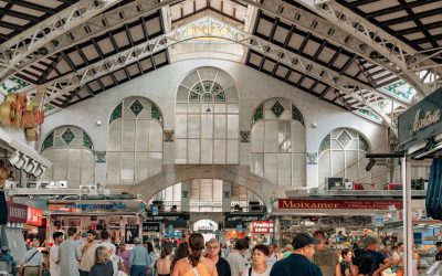 El Mercat Central de València anima als seus clients a gaudir del Dia Mundial de l’Alimentació assaborint els seus productes frescos i d’alimentació