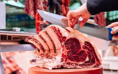 CONFECOMERÇ impulsa un proyecto para mejorar la ergonomía y reducir riesgos laborales en las carnicerías