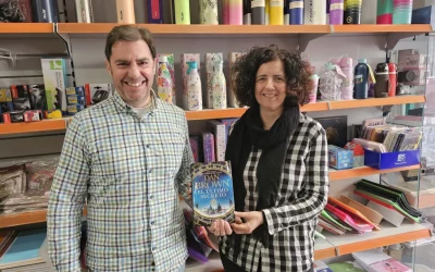 Comercios Vi invita a elegir el libro favorito en la app 03400 Villena
